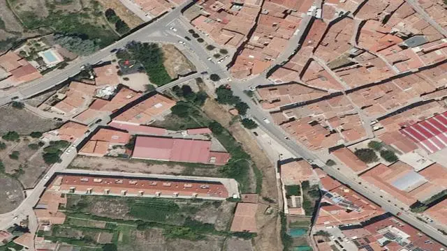 Subida a las Torres 2-4 Barrio del Plano