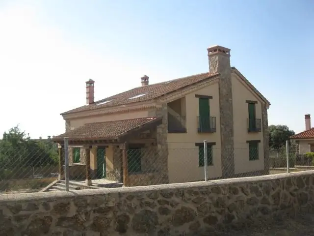 Calle Cercado 10