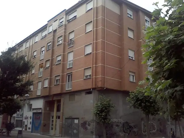 Calle Juan de Austria 1, Bj