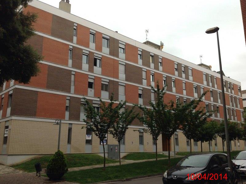 Calle Orient, 79-81, Sótano