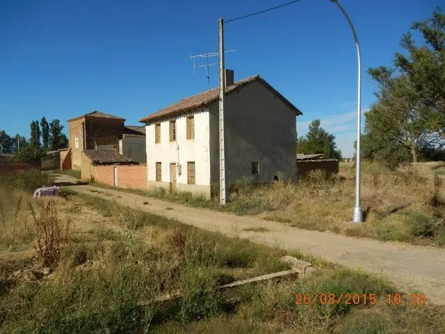 Calle Cementerio, 1