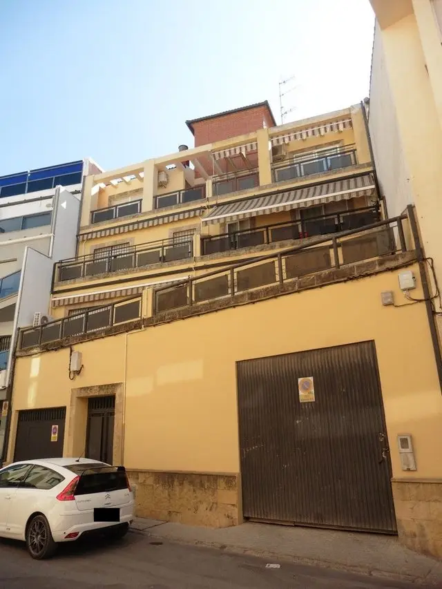 Calle Giralda, 22, -1º 4