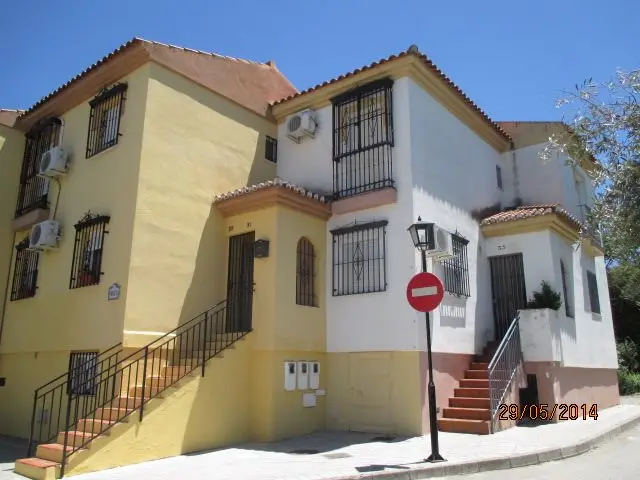Calle Clavel, 11