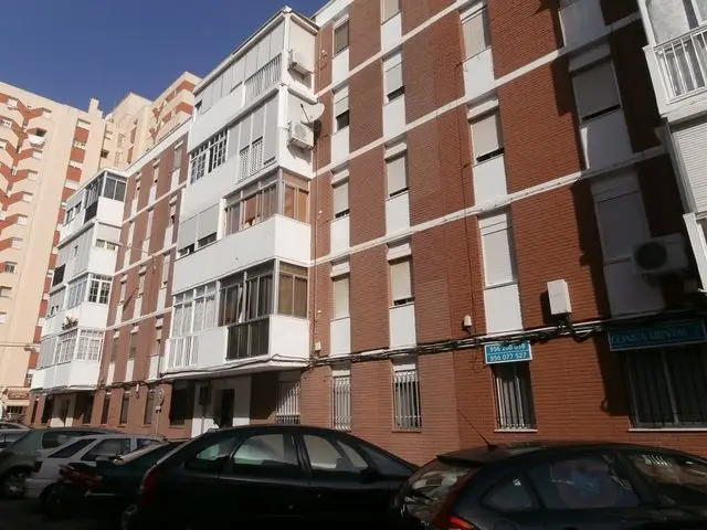 Calle Hermanos Ortiz de Echagüe, 3