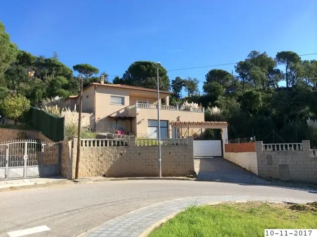 Calle Escala, 12