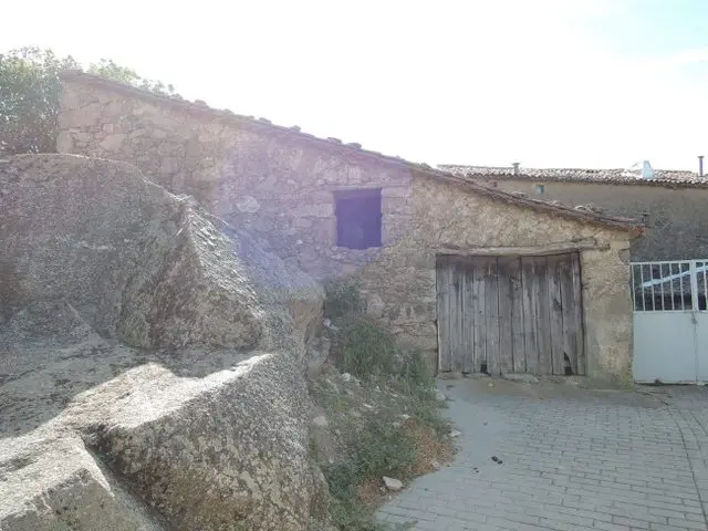 Calle Egido, 16