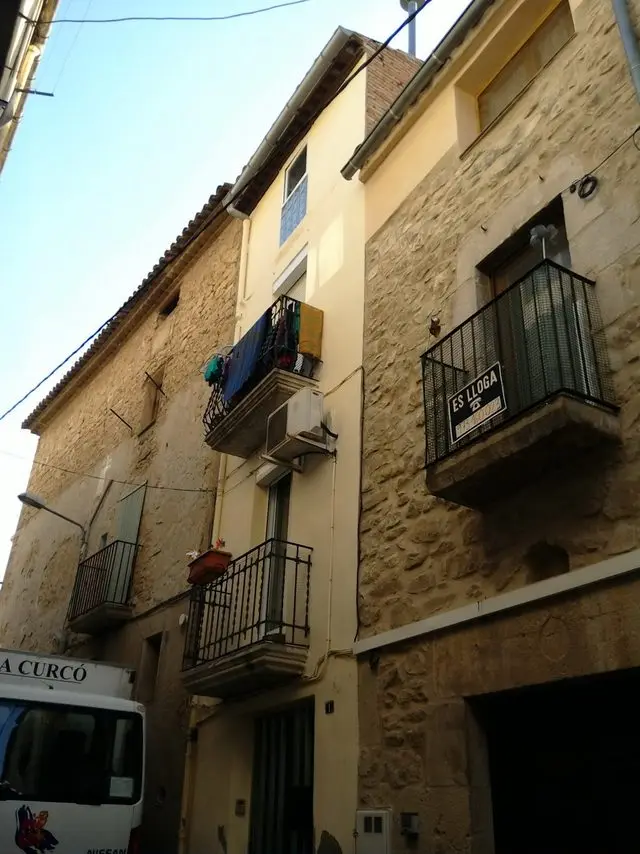 Calle Calvari 1