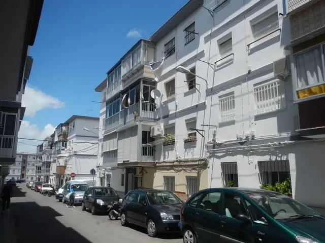Calle Joaquin Turina, 7, Bajo a