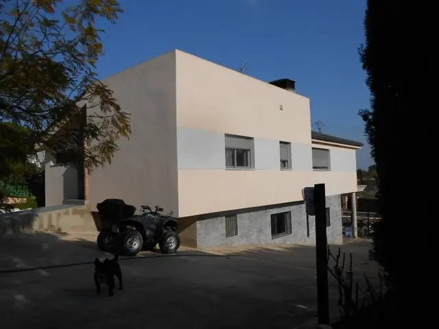 Calle Uno, 46