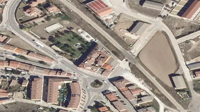 Carretera de Arcos, 5, Bajo a