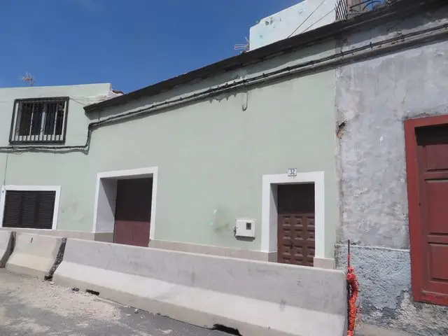 Ct del Centro, Barrio S.Juan 32