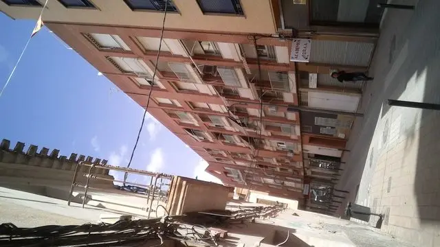 Calle José Mouliaa, 21