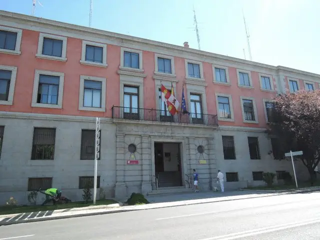 Calle Hornos Caleros, 1