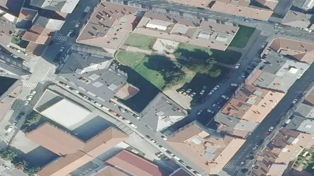 Ru Enrique Vidal Abascal 23, 36500 Lalin