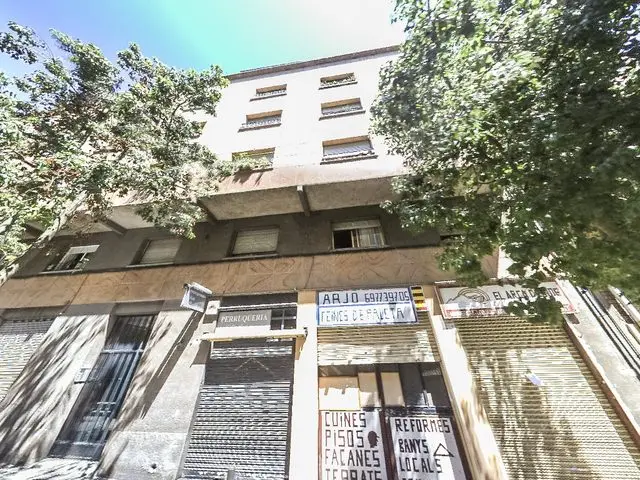 Calle Banyoles, 9, 1º