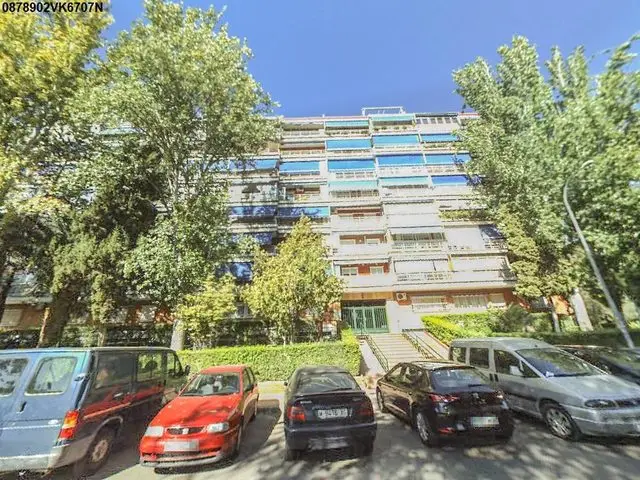 Calle Hilados, 3