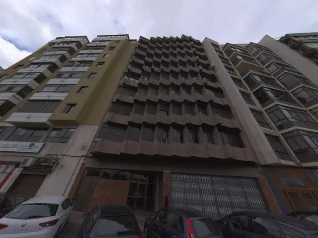 Calle Presidente Alvear, 8