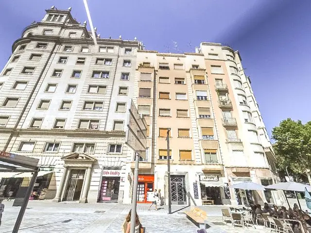 Passeig Sant Joan 96 1º 2ª