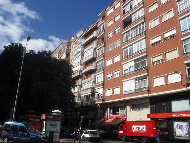 Avenida Jose Aguado, 4, 2º A