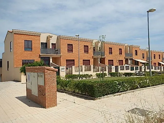 Calle Aldeanueva del Cami, 16