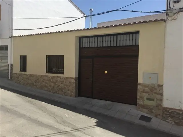 Calle Lazarica, 24