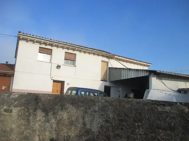 Lugar Tamargo, 17