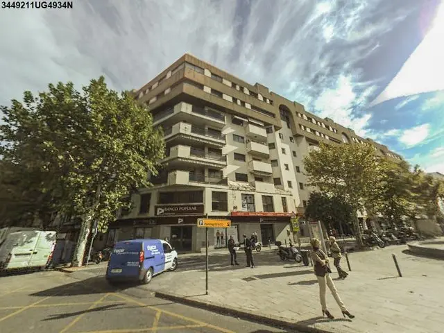 Avenida Ronda de los Tejares, 19, 2º 1