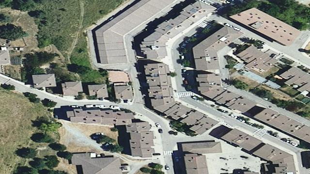 Calle Confederación Hidrográfica del Pirineo Oriental, 33, 1