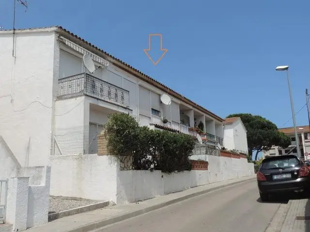 Camí Ample, 4