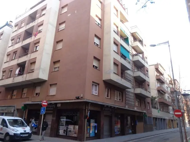 Àngel Guimerà, 75, 1-1a