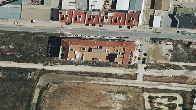 Carretera de Jumilla, 27