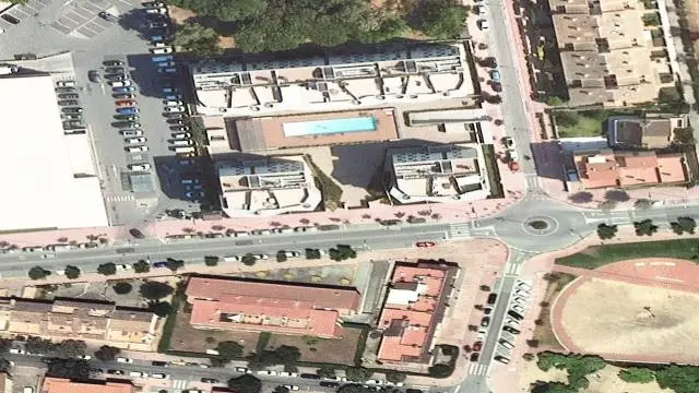 Calle Napoles, 80