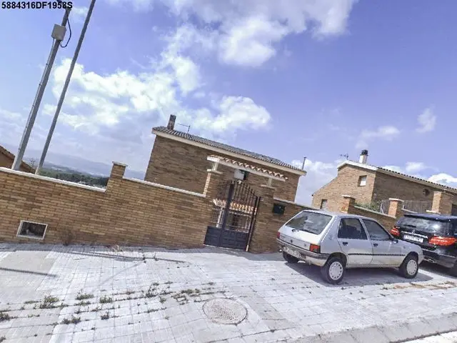 Camí D'Ullastrell, Parcela 15
