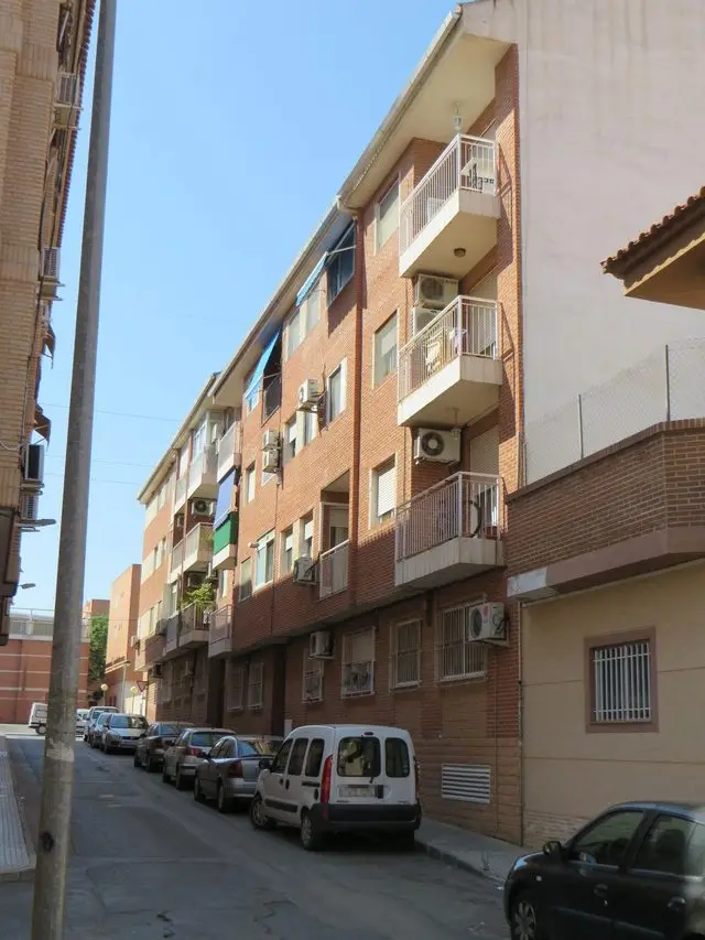 Calle Cervantes, 16