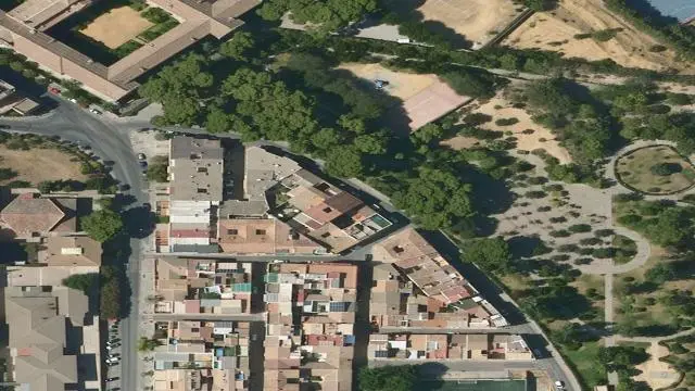 Cl Eras de Santa Ana 6, 8 23002