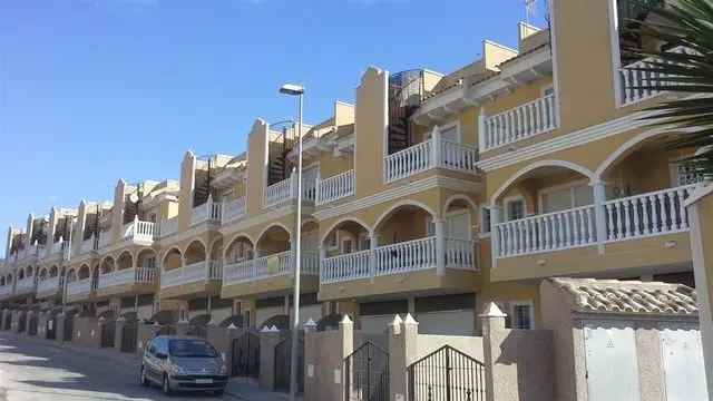 Calle Salvador Dalí, 11