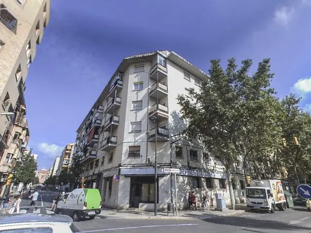 Avenida Jaume i, 24