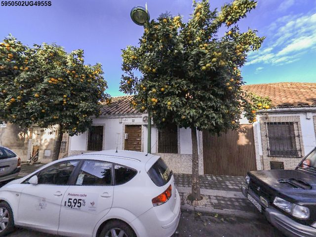 Calle Don Teodomiro, 52