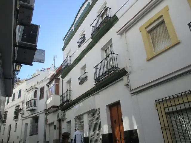 Calle General Lacy, 6