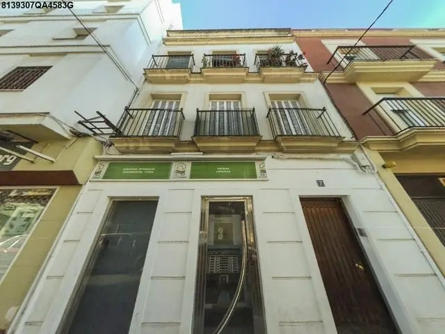 Calle Santo Domingo, 3