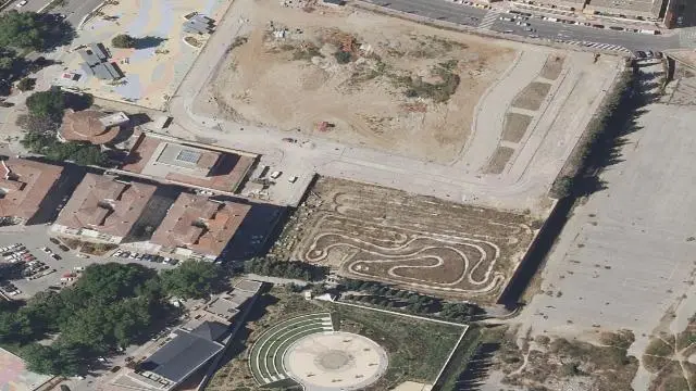 Calle Deportes, 2 C