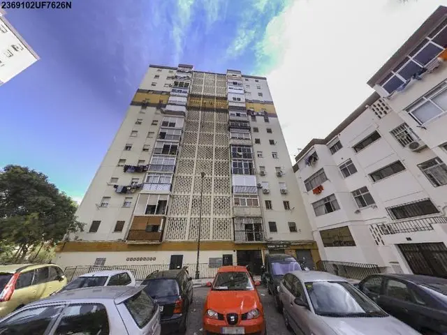 Calle Deva, 4, 23