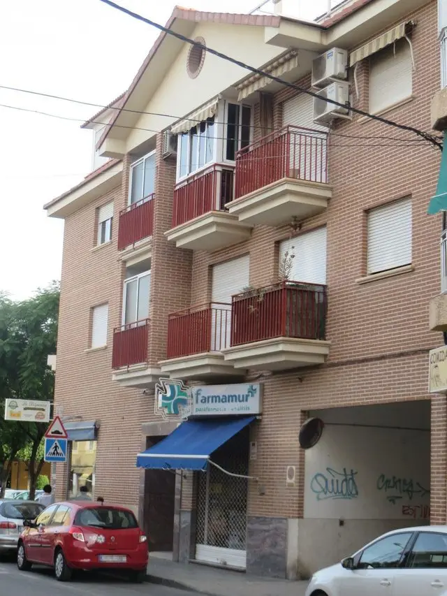 Calle Miguel Hernandez, 2