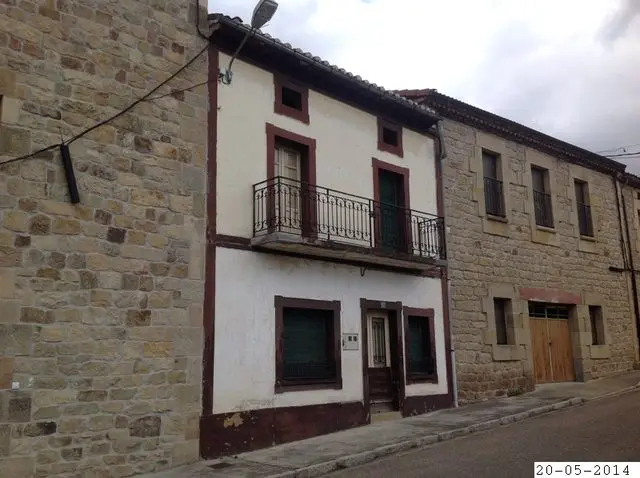 Calle Real, 38