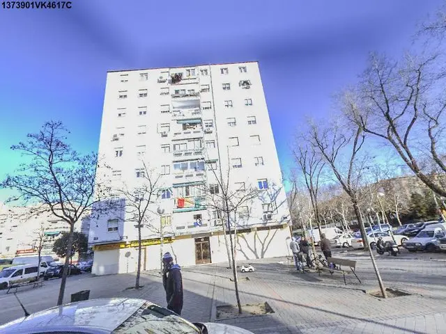 Calle Sahara, 89, Puerta 4