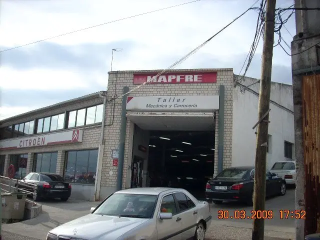 Calle Avenida Talavera 12
