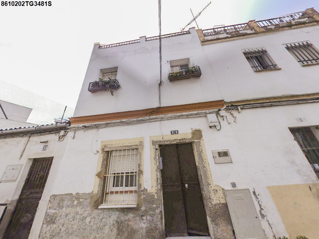 Calle Lucena, 36