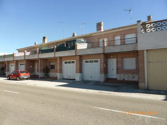 Calle Miralpi, 3