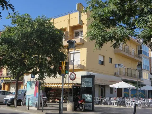 Passeig Maritim, 210