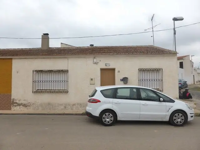 Calle Porvenir 15